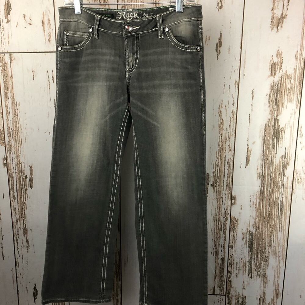 Wrangler Rock 47 Capris Size 3/4. Low Rise. In excellent condition!
